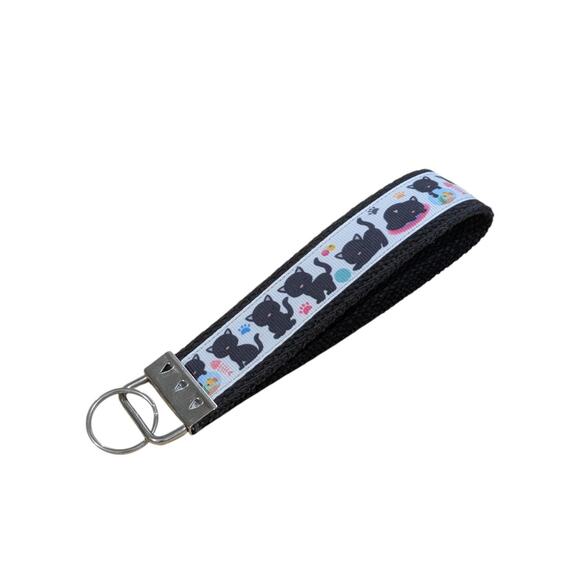 Kitten Keychain Wristlet Handmade Fabric Key FOB Sweet 16 Black Cats Yarn Fish - Picture 5 of 7